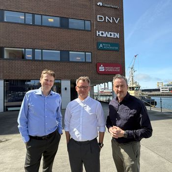 Presse Adobe Frontline